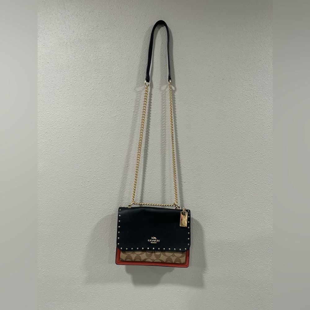 Coach Klare Crossbody Bag In Signature With Rivets - Picture 4 of 16